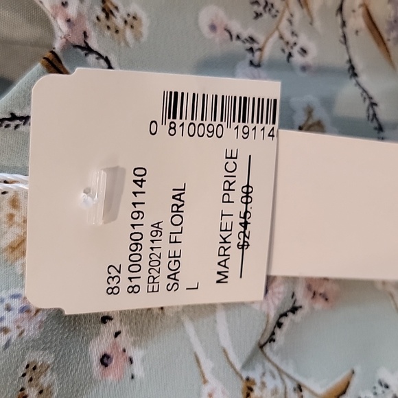 NWT Emmie Rose Sage Floral Dress - Picture 6 of 15